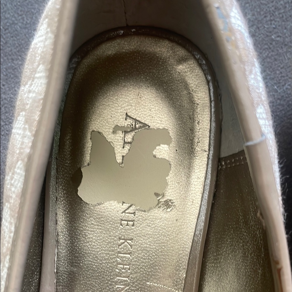 Anne Klein Taupe Peep-Toe Bow Kitten Heels Womens 6 Classic Preppy Girly - Picture 5 of 12
